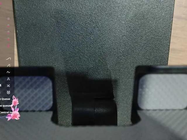 Offline ChloeMelons on BongaCams