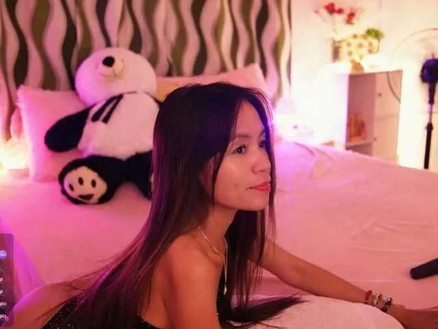 Offline Cutieass69 on BongaCams