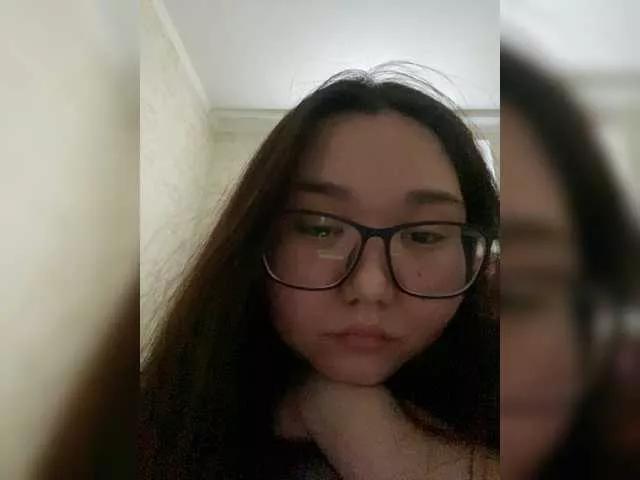 Offline DebbieLu on BongaCams