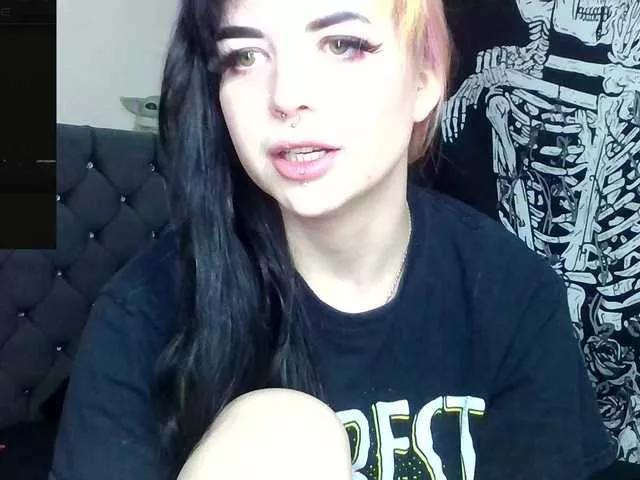 Eviestone on BongaCams