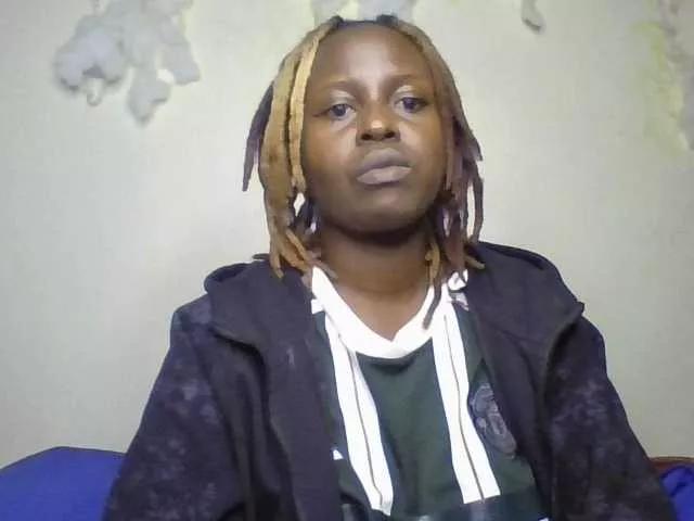 Freechat freakcurvy8 on BongaCams