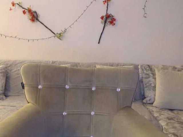 Freechat goodSnowQueen on BongaCams