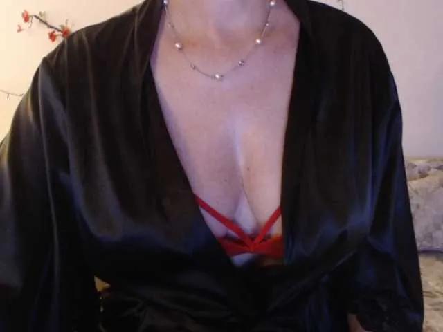 Freechat goodSnowQueen on BongaCams