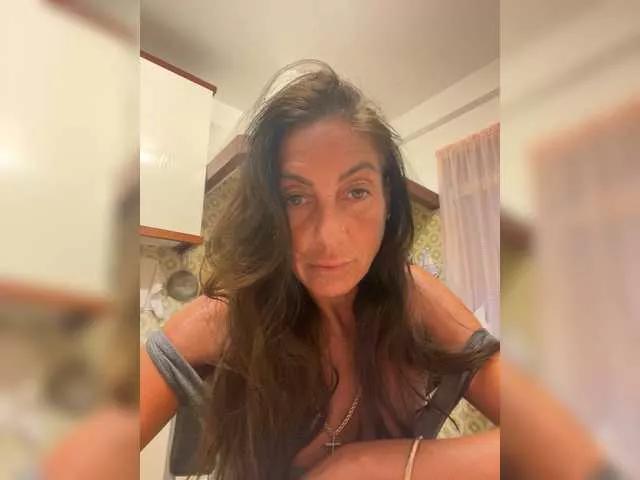 Freechat IrinkaGata on BongaCams