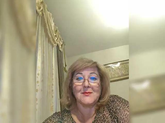 KarinkaSweet on BongaCams