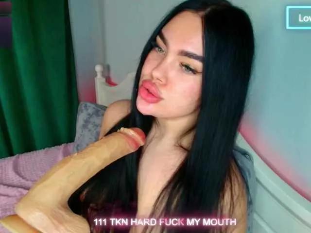 Offline katerine-Monroe on BongaCams