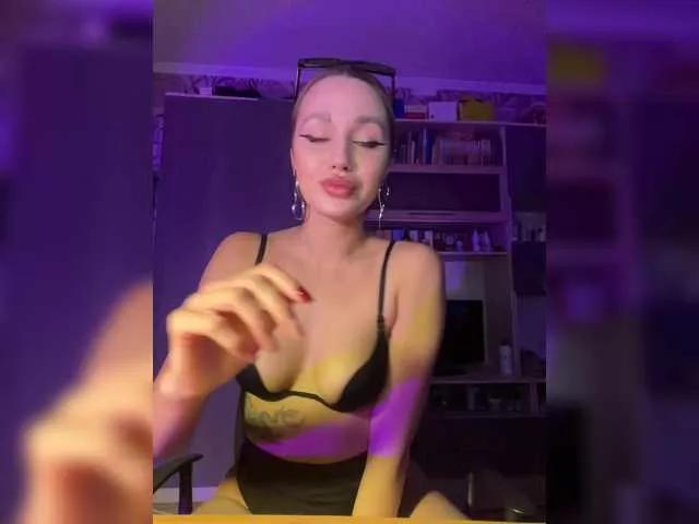 Lilimilla on BongaCams