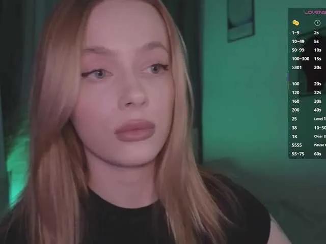 mayshy on BongaCams