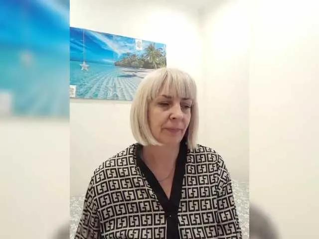 Freechat mery8poppins on BongaCams