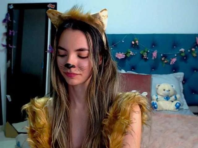 miah-baby on BongaCams