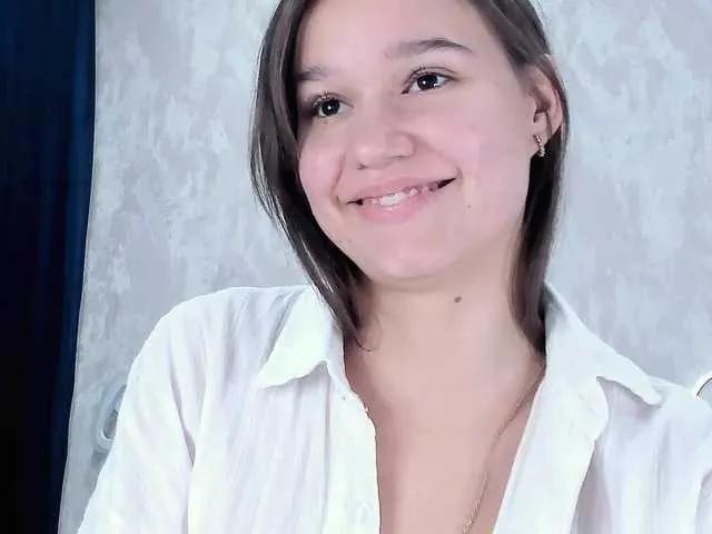 Freechat Misaqueen on BongaCams