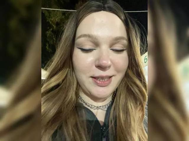 Freechat Monna-Krrrista on BongaCams