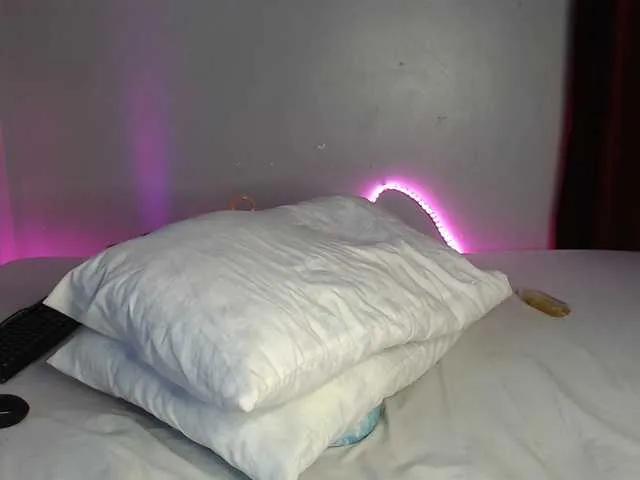 Freechat Naughty-nymph on BongaCams