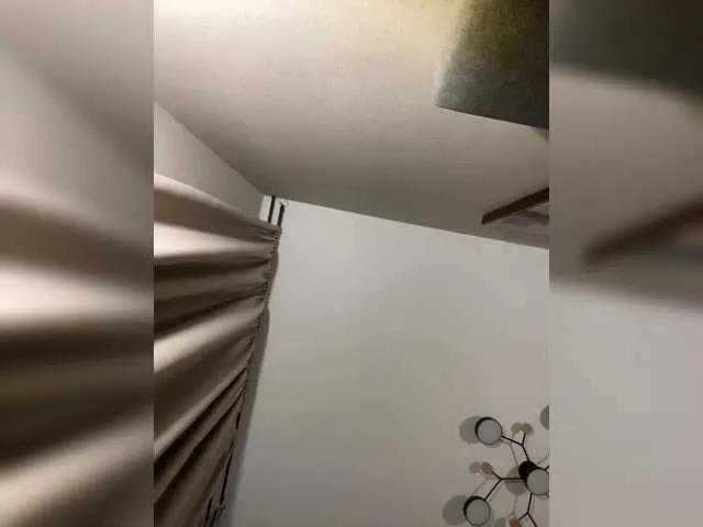 Offline OlivkaVif on BongaCams