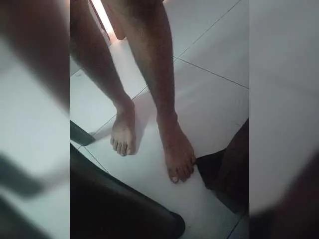 Offline ROOMEXOTIC11 on BongaCams