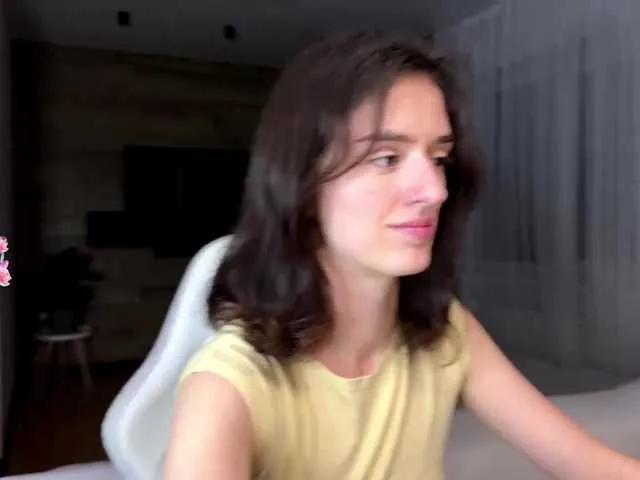 Offline SweetieTati on BongaCams