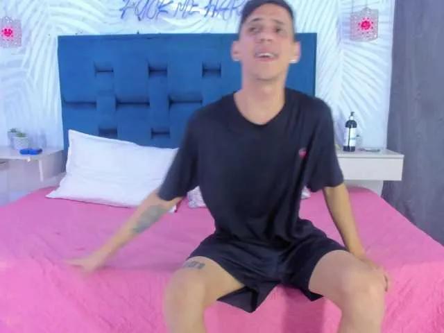 Youngs-Wild on BongaCams