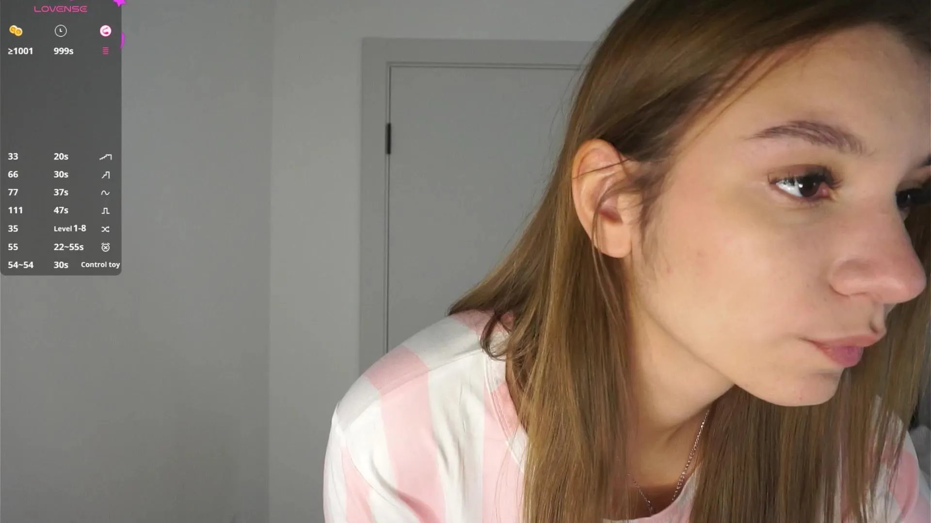 DaraKellon —  #feet #pussy #schoolgirl #ass