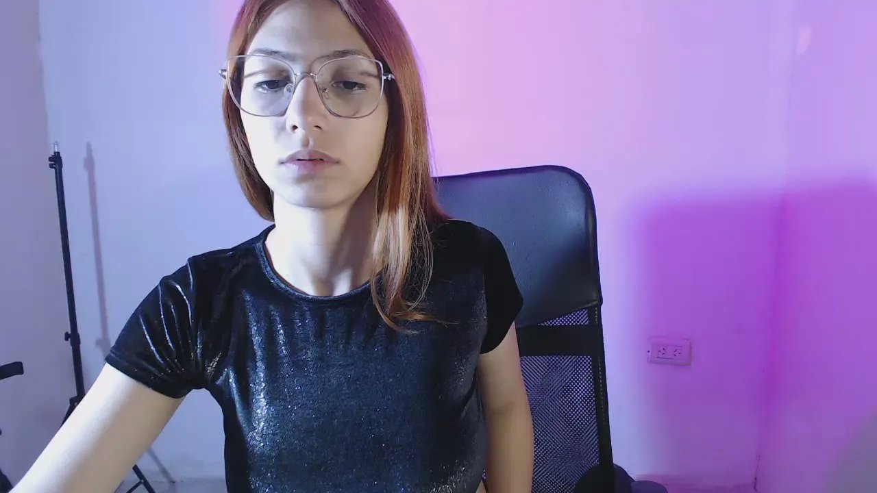 Offline Dulce_encanto4 on Cam4