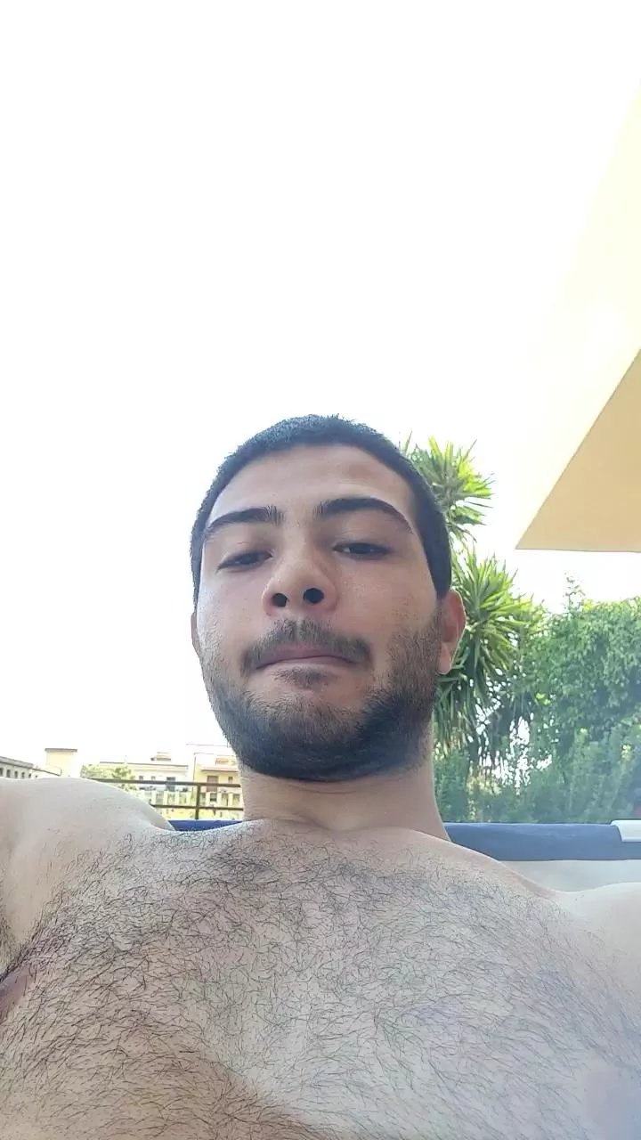 Offline Ficcoduro3 on Cam4