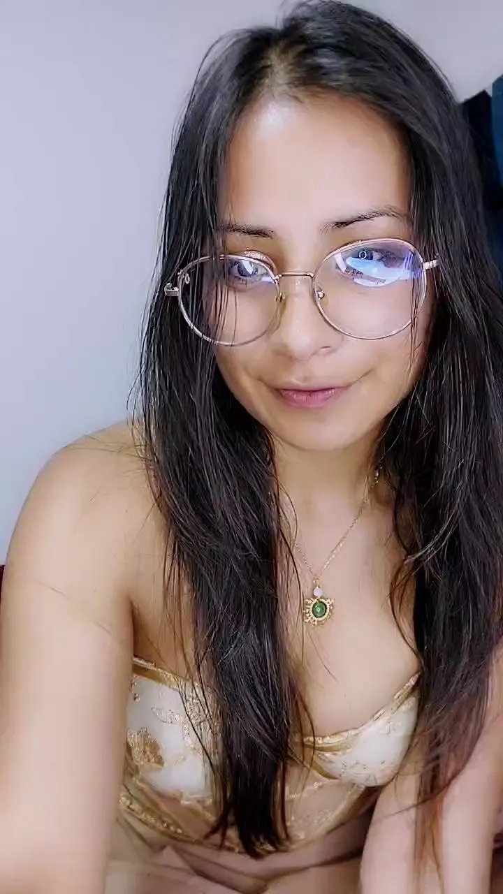 Offline Jade_Zephyra on Cam4