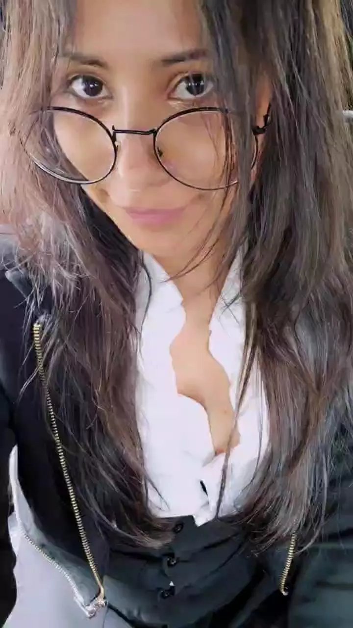 Offline Jade_Zephyra on Cam4