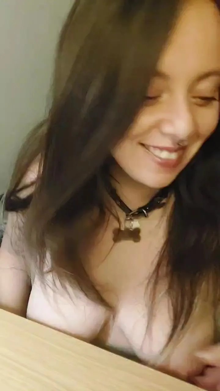 Offline KimieChan on Cam4