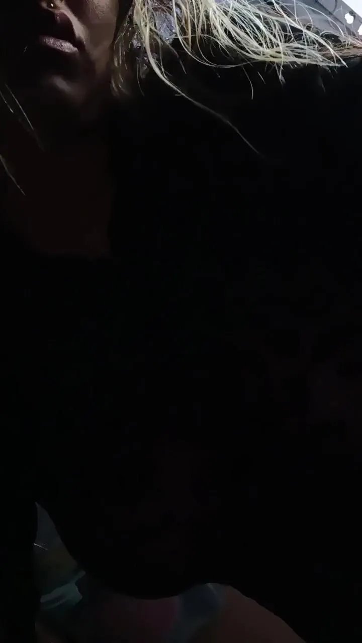 Offline Kitty_goddess on Cam4