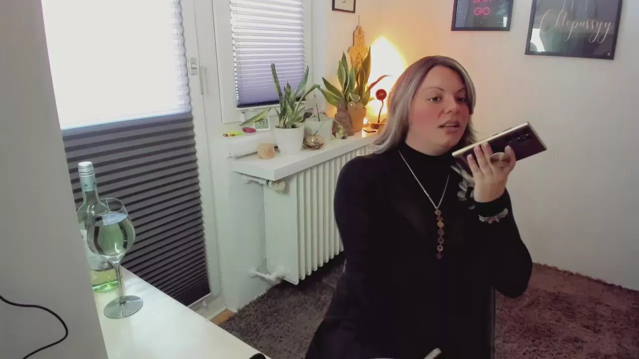 Offline Oktopussyy on Cam4