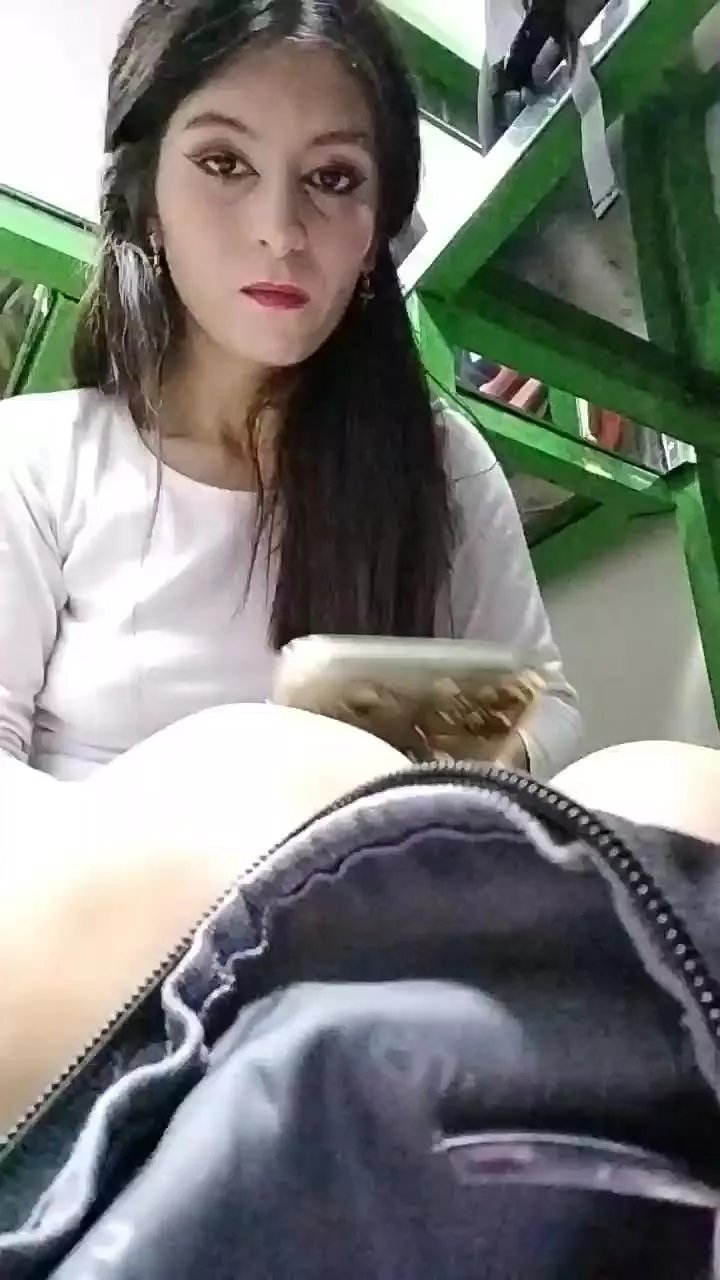 Freechat soy_mary1 on Cam4