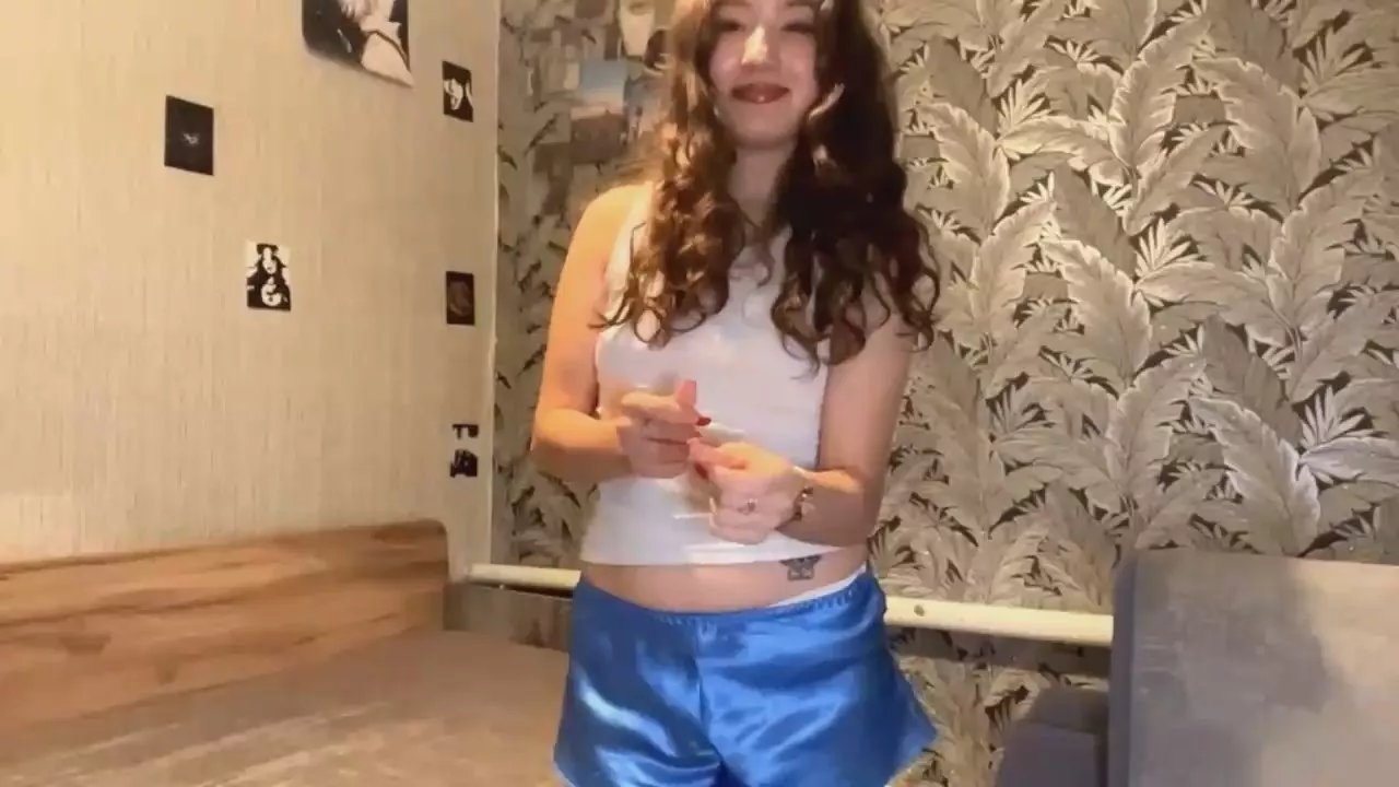 Offline SuzannLertora on Cam4