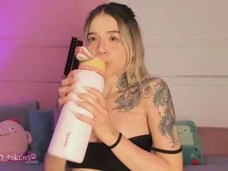 Freechat tammara1 on CamSoda