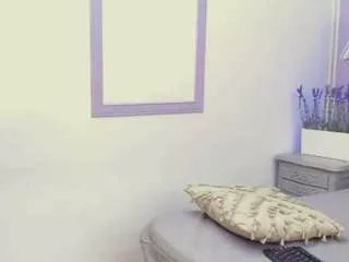 Freechat veronicamartin on CamSoda