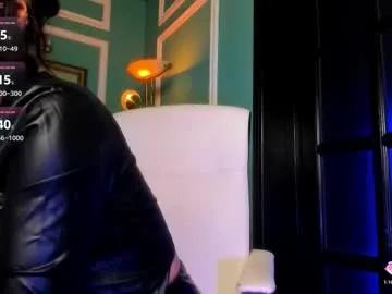 1munique on Chaturbate