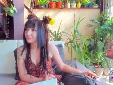 1munique on Chaturbate