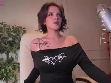 Freechat adalyn_glow on Chaturbate