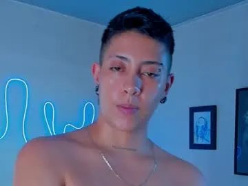 aleja1214 on Chaturbate