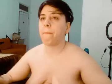 Freechat almondonwheels on Chaturbate