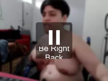 Freechat almondonwheels on Chaturbate