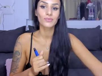 Freechat alphaqueenx on Chaturbate