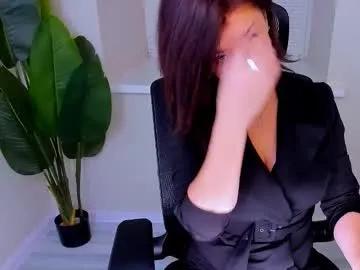 ana_mills — GOAL: take off your top 999 [985 tokens remaining] Welcome to my room! #feet #smoke #pvt #lovense #new #heels