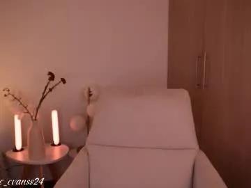 Freechat annie_evans24 on Chaturbate