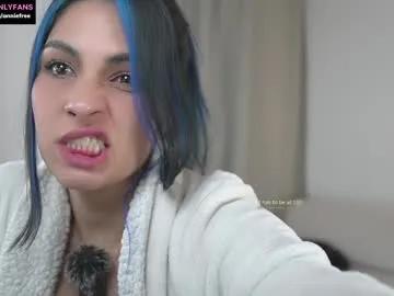 Freechat annieguzman_ on Chaturbate