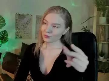 Freechat aprilserenity on Chaturbate