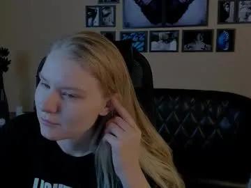 Freechat aprilserenity on Chaturbate