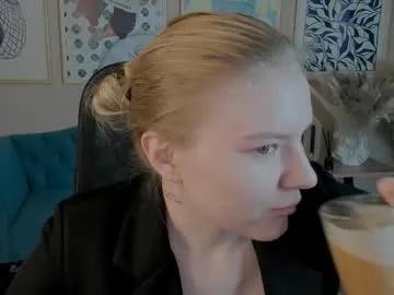 Freechat aprilserenity on Chaturbate
