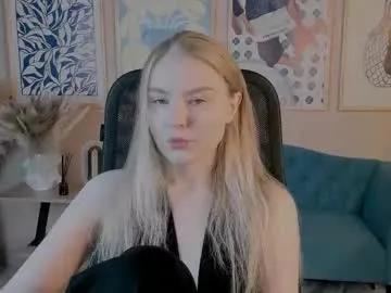 Freechat aprilserenity on Chaturbate