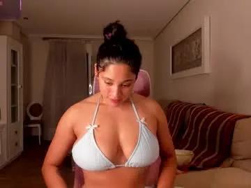 bella_pocahontas3 on Chaturbate