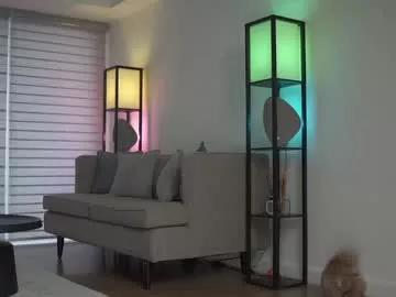 Freechat belle_adrienne on Chaturbate