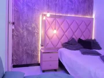 Private camillen_pettid on Chaturbate